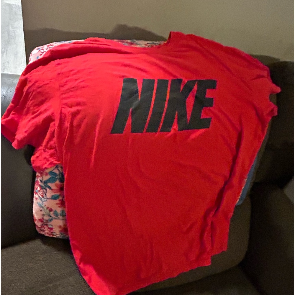 Men’s medium Red Nike t shirt, and Space Jam Nike purple cap